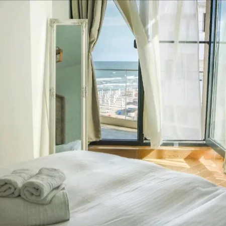 Nikos Infinity Apartment Navodari