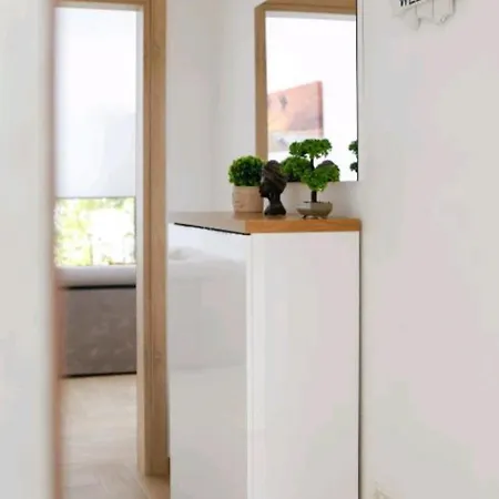 Nikos Infinity Apartment