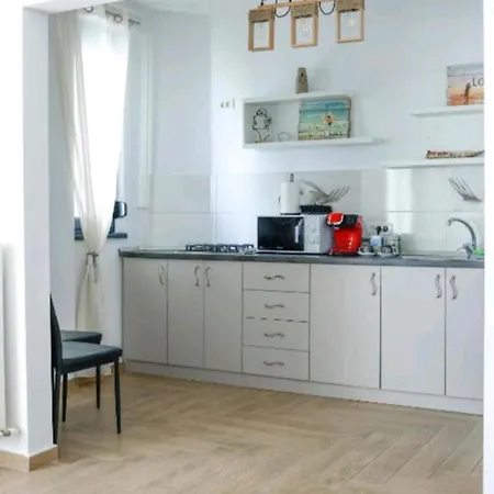 Nikos Infinity Apartment Navodari