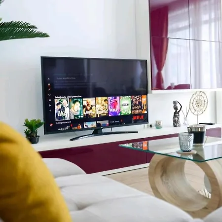 Nikos Infinity Apartment